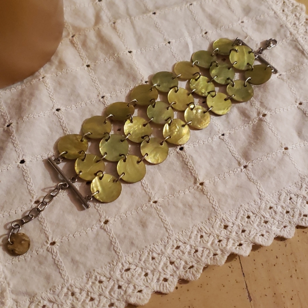 Gorgeous Reversible Green 3 Strand Bracelet